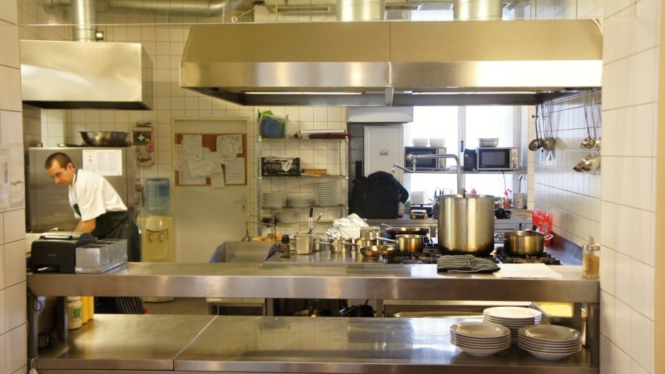 Kuchyně restaurace Katr | foto: Petr Jindra Kuchyně restaurace Katr