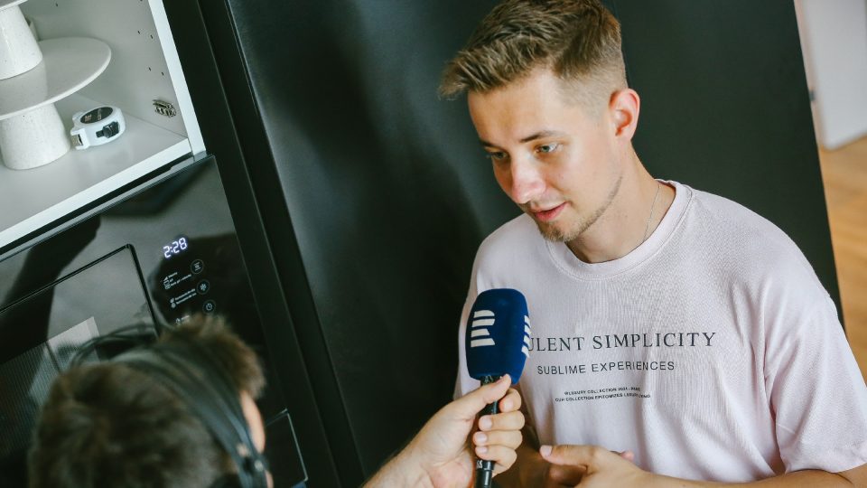 Vojta Vrtiška během rozhovoru | foto: Jana Volková Vojta Vrtiška během rozhovoru