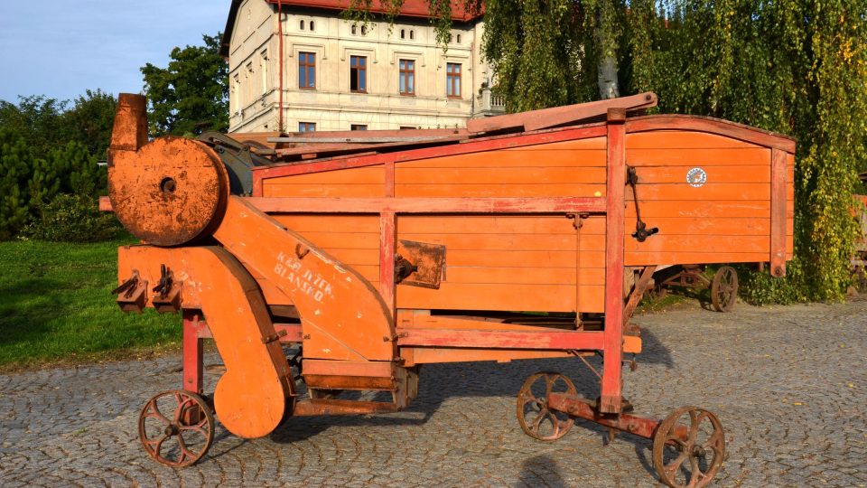 Ježkovy mlátičky na obilí se v Blansku vyráběly od roku 1874