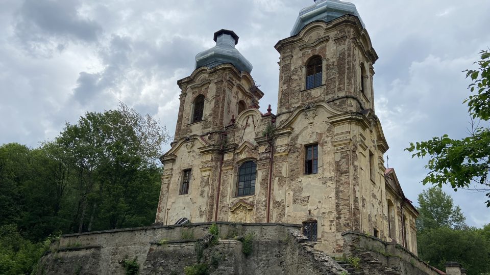 Od 18. století až do 2. světové války si kostel Navštívení Panny Marie udržel pověst místa zázraků a hojnou návštěvnost poutníků