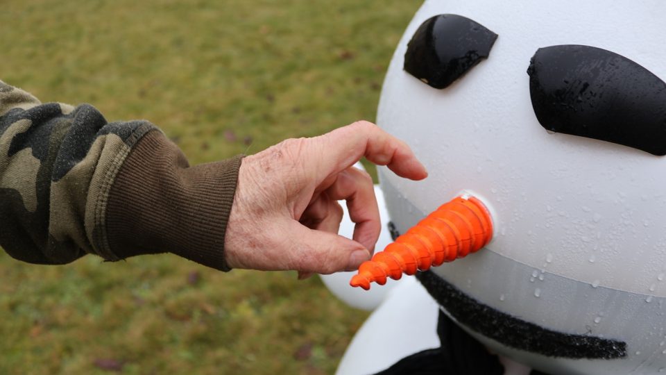 Sněhulák ze starých pouličních lamp