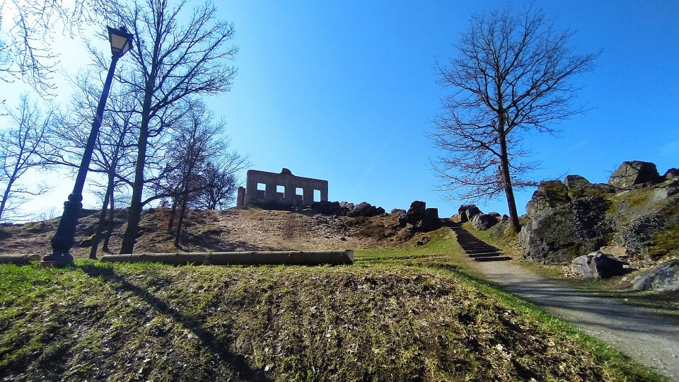 Letohrádek Kamýk je velice fotogenické místo | foto: Kateřina Dobrovolná, Český rozhlas Letohrádek Kamýk je velice fotogenické místo
