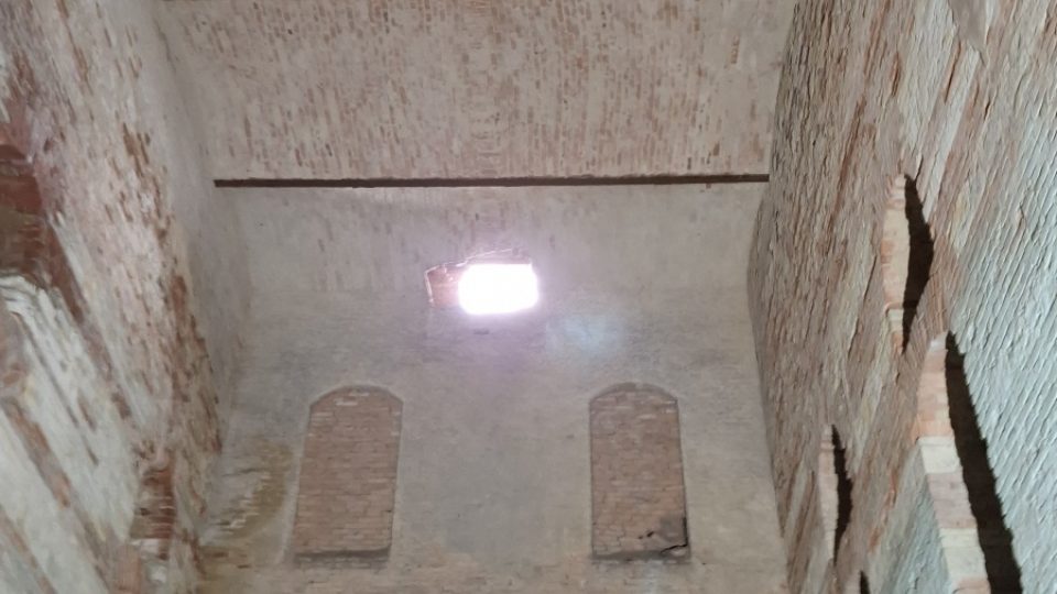 Lednice jsou mimořádně velké. Délka 25m a výška 14m činí z místních lednic jedinečné prostory | foto: Markéta Vejvodová, Český rozhlas Lednice jsou mimořádně velké. Délka 25m a výška 14m činí z místních lednic jedinečné prostory