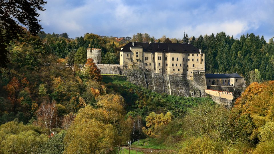 Pohled na hrad od východu