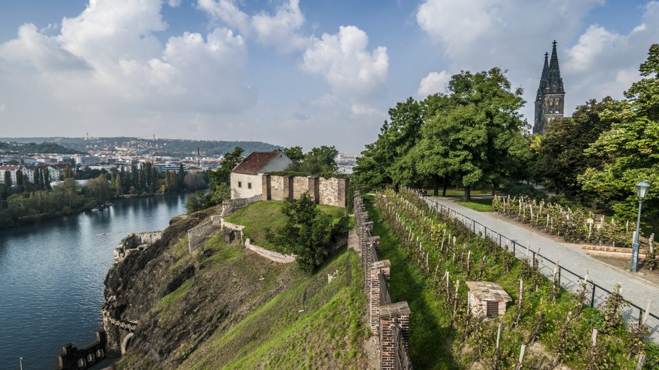 Projít se můžete i vyšehradskými zahradami