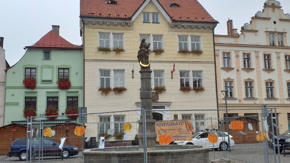 Česká Kamenice je malé městečko s mnoha zajímavostmi