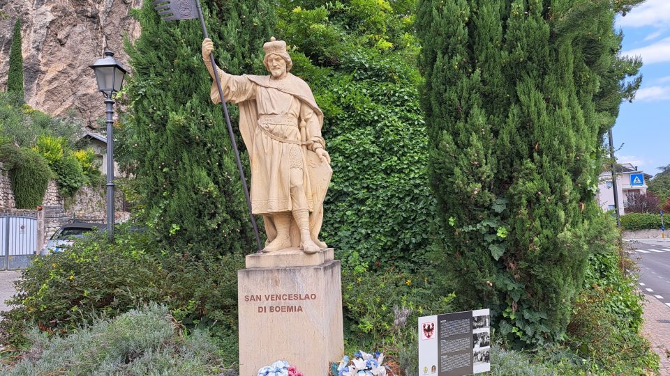 Sochu Svatého Václava věnovali Češi Italům u příležitosti 100 let od konce 1. světové války | foto: Barbora Kvapilová, Český rozhlas Sochu Svatého Václava věnovali Češi Italům u příležitosti 100 let od konce 1. světové války