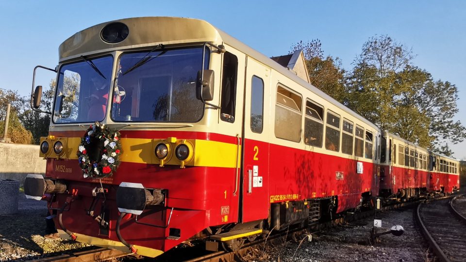 Velké loučení (ne) loučení s lokálkou do Mochova