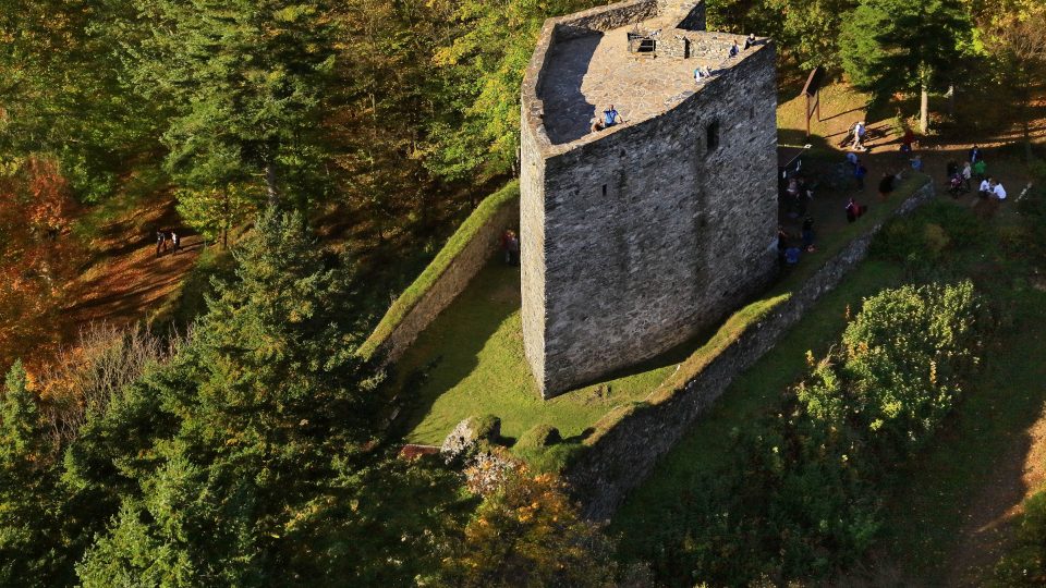 Předsunutá obranná věž zvaná Hladomorna