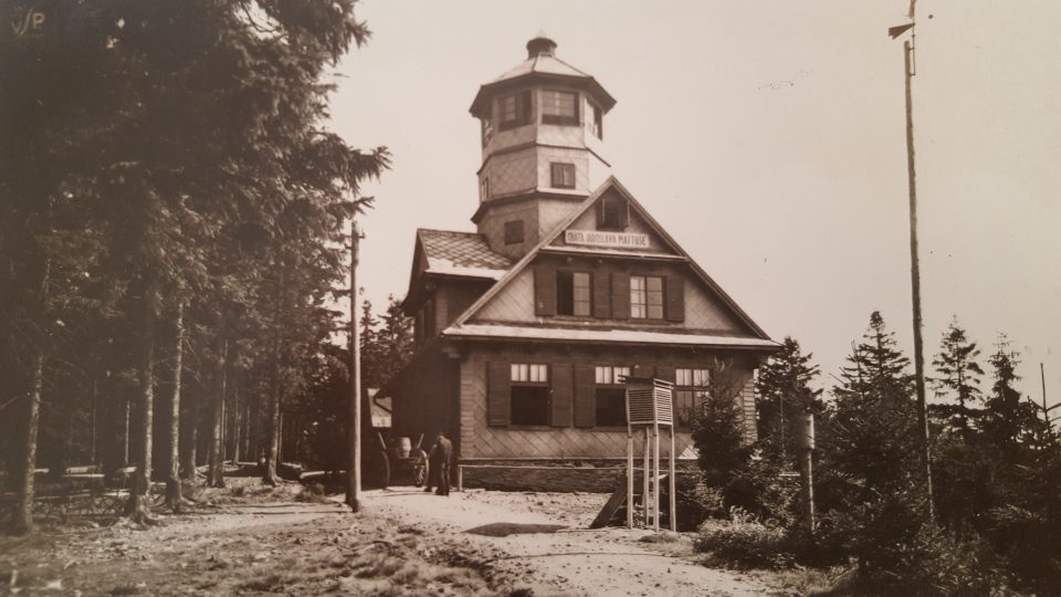 Stará pohlednice Horské chaty Pancíř | foto: Kateřina Dobrovolná, Český rozhlas Plzeň Stará pohlednice Horské chaty Pancíř