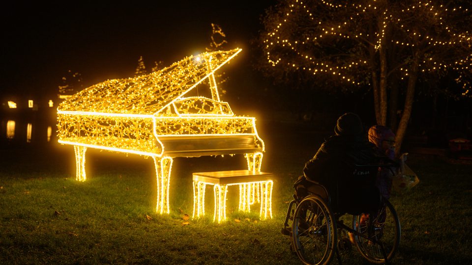 Magický světelný park v areálu Nového rybníku v Příbrami