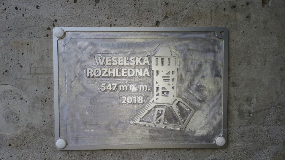 Netradiční razítko pro turisty. Stačí přiložit papír a vykreslit tužkou