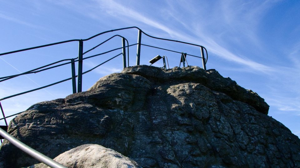 Výhled z Popovy skály si turista musí zasloužit