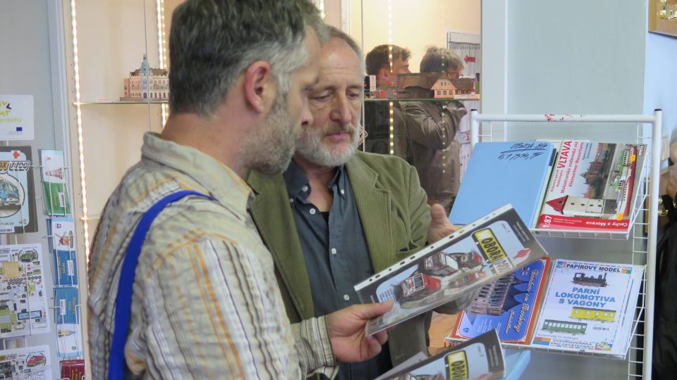 V expozici v Polici nad Metují - M. Weiner a P. Frydrych