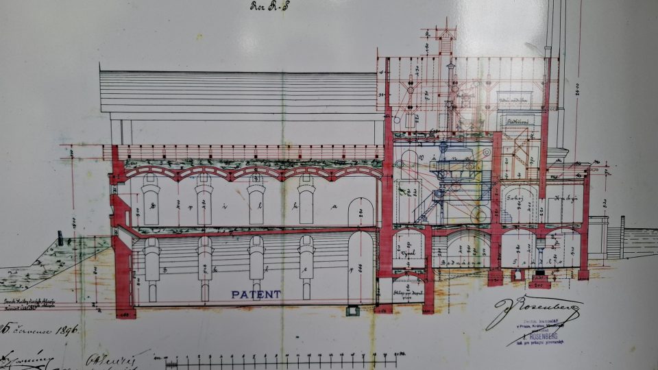 Původní plány pivovaru svědčí o jeho majestátnosti | foto: Markéta Vejvodová, Český rozhlas Původní plány pivovaru svědčí o jeho majestátnosti