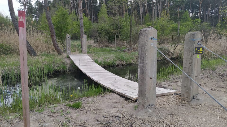 Turisté si zde projdou zajímavou stezku