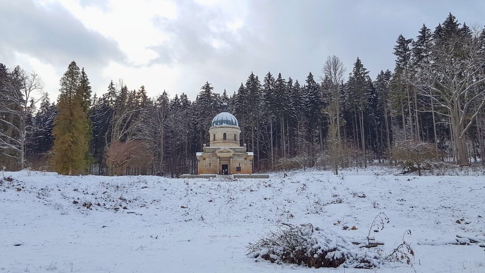 Hrobka rodiny Kleinů v Sobotíně