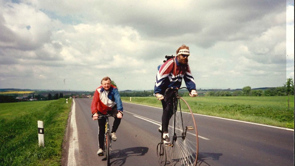 Na trati slavné Tour de France ho doprovázel Pavel Patera senior