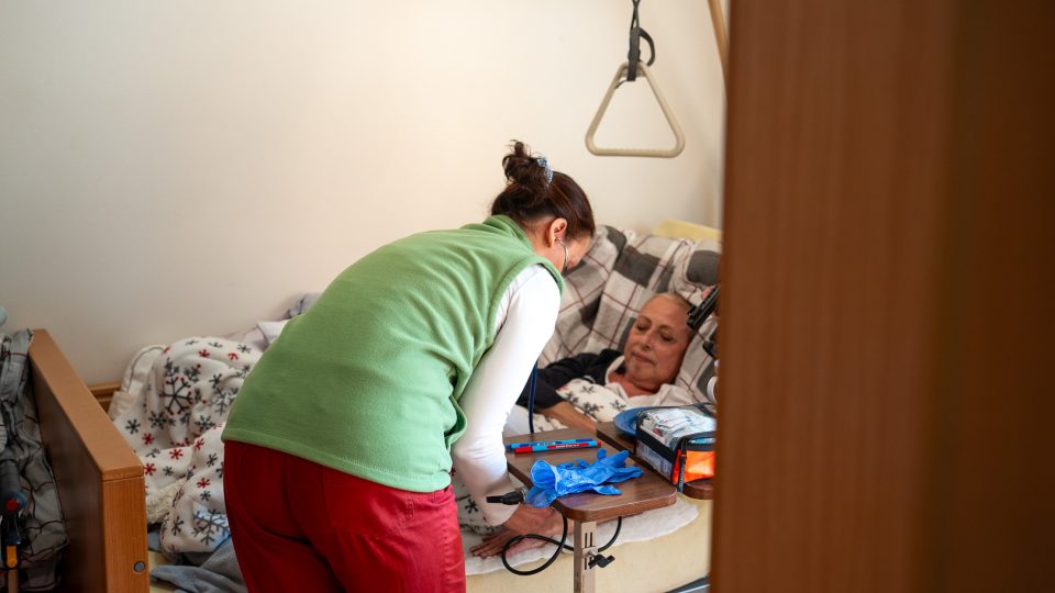 Paliativní péče probíhá v domácím prostředí | foto: Michaela Nohejlová Paliativní péče probíhá v domácím prostředí