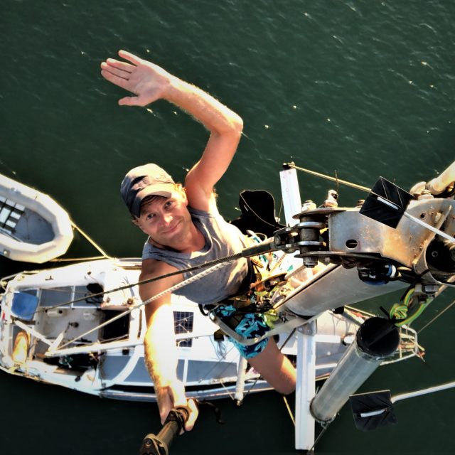 Nutná kontrola před delší plavbou | foto: archiv M. Dolečka