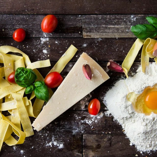 Co by byla italská kuchyně bez chuti pravého parmazánu? | foto: Pixabay,  Licence Pixabay